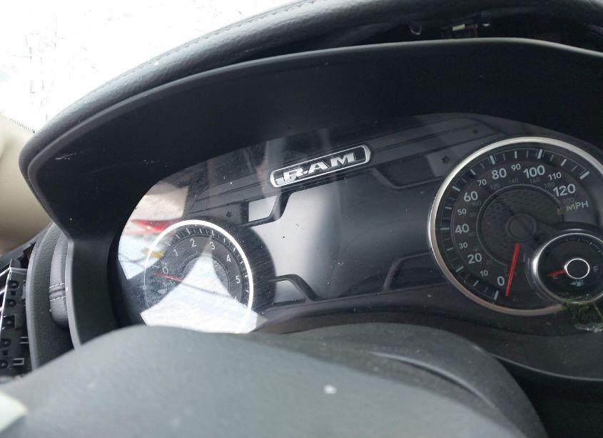 Photo 7 of 2019 Ram 1500 LARAMIE 4X4 6'4 BOX (VIN 1C6SRFDT9KN748443)