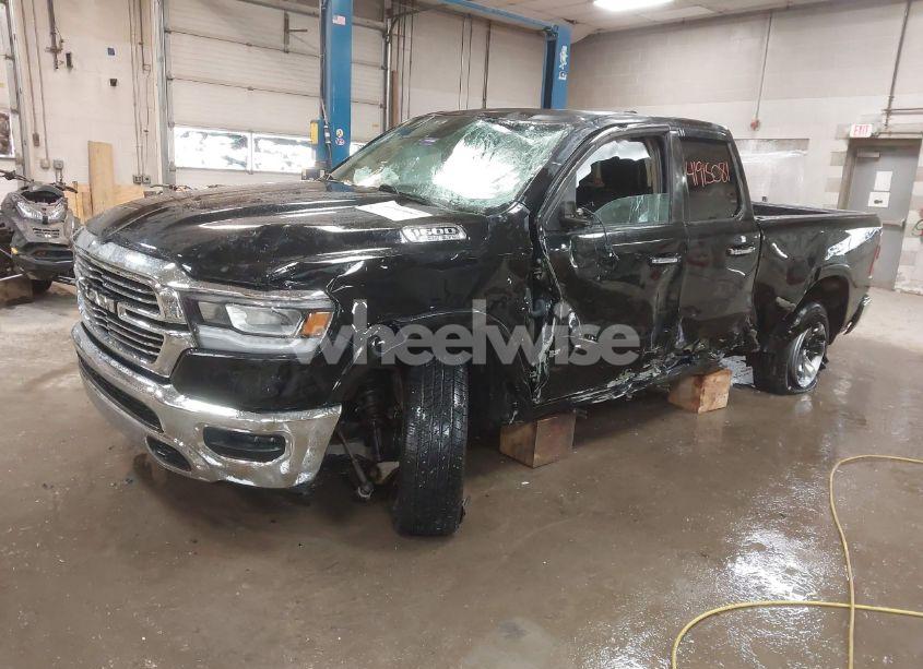 Photo 2 of 2020 Ram 1500 LARAMIE 4X4 6'4 BOX (VIN 1C6SRFDTXLN307213)