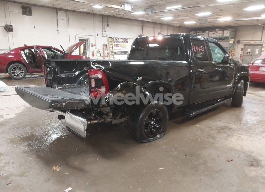 Photo 4 of 2020 Ram 1500 LARAMIE 4X4 6'4 BOX (VIN 1C6SRFDTXLN307213)
