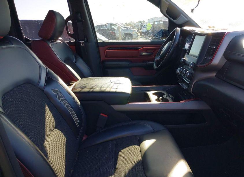 Photo 5 of 2019 Ram 1500 REBEL 4X4 6'4 BOX (VIN 1C6SRFET3KN843286)