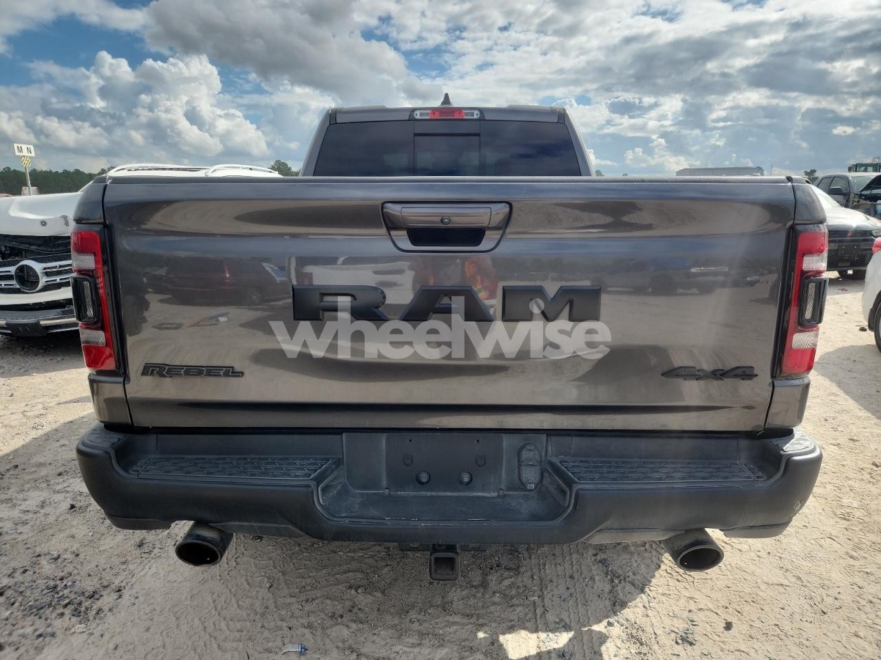 Photo 6 of 2019 RAM 1500 REBEL (VIN 1C6SRFET7KN871348)