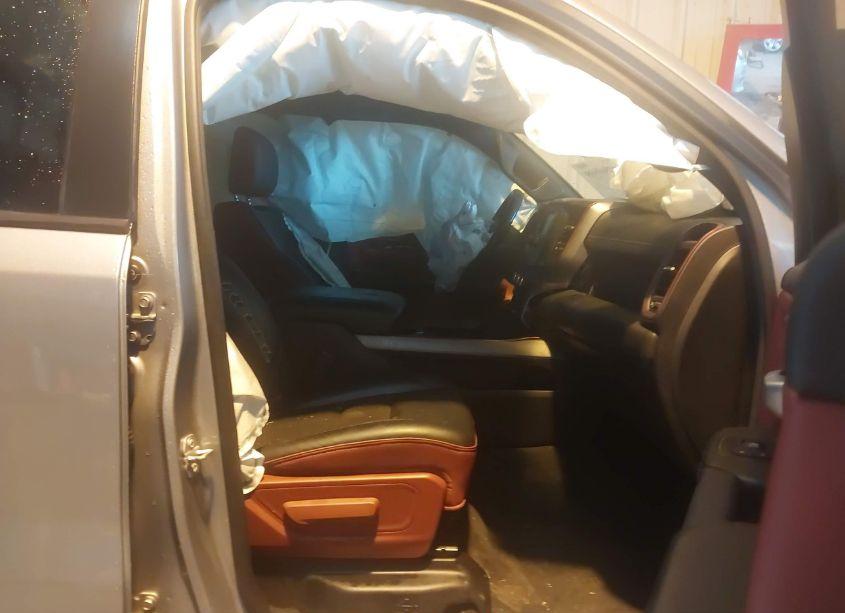 Photo 5 of 2019 Ram 1500 REBEL 4X4 6'4 BOX (VIN 1C6SRFET9KN861100)