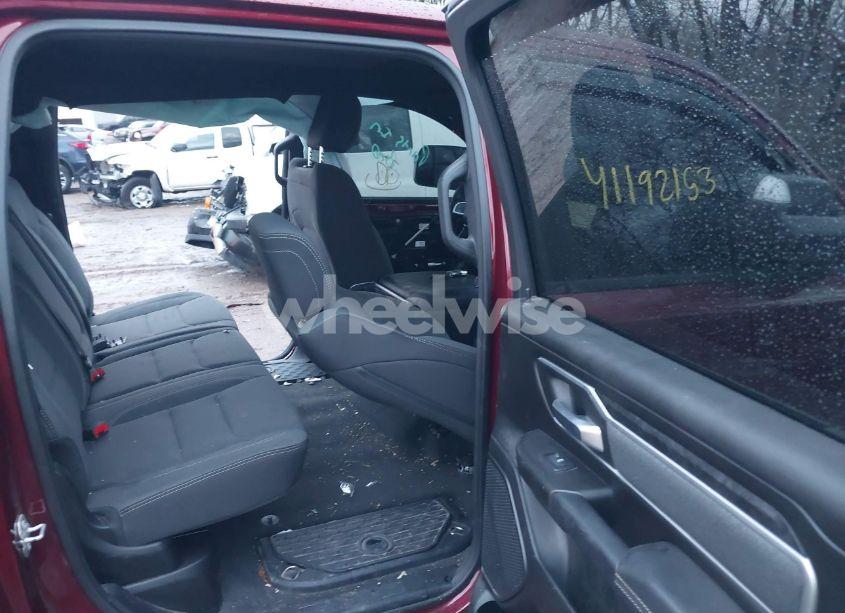 Photo 8 of 2022 Ram 1500 BIG HORN 4X4 5'7 BOX (VIN 1C6SRFFM4NN345464)