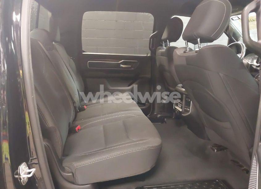 Photo 8 of 2021 Ram 1500 BIG HORN 4X4 5'7 BOX (VIN 1C6SRFFM6MN764088)