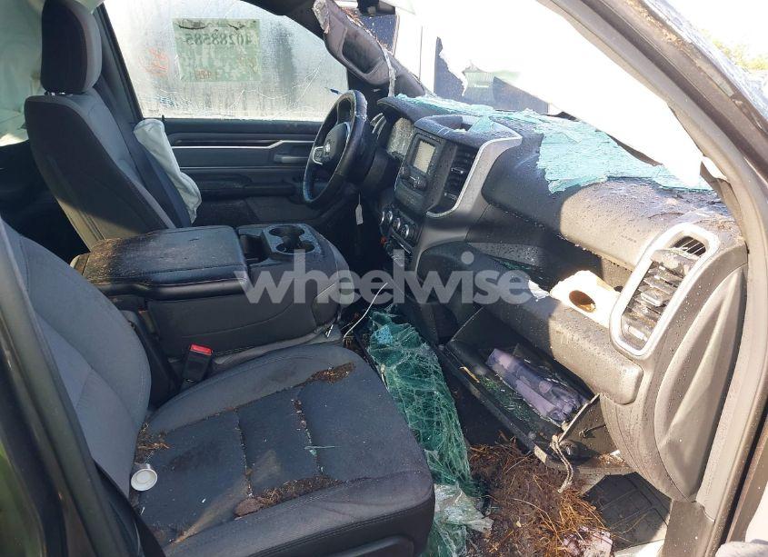 Photo 5 of 2022 Ram 1500 BIG HORN 4X4 5'7 BOX (VIN 1C6SRFFMXNN156205)