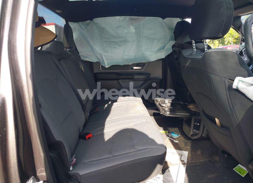 Photo 8 of 2022 Ram 1500 BIG HORN 4X4 5'7 BOX (VIN 1C6SRFFMXNN156205)