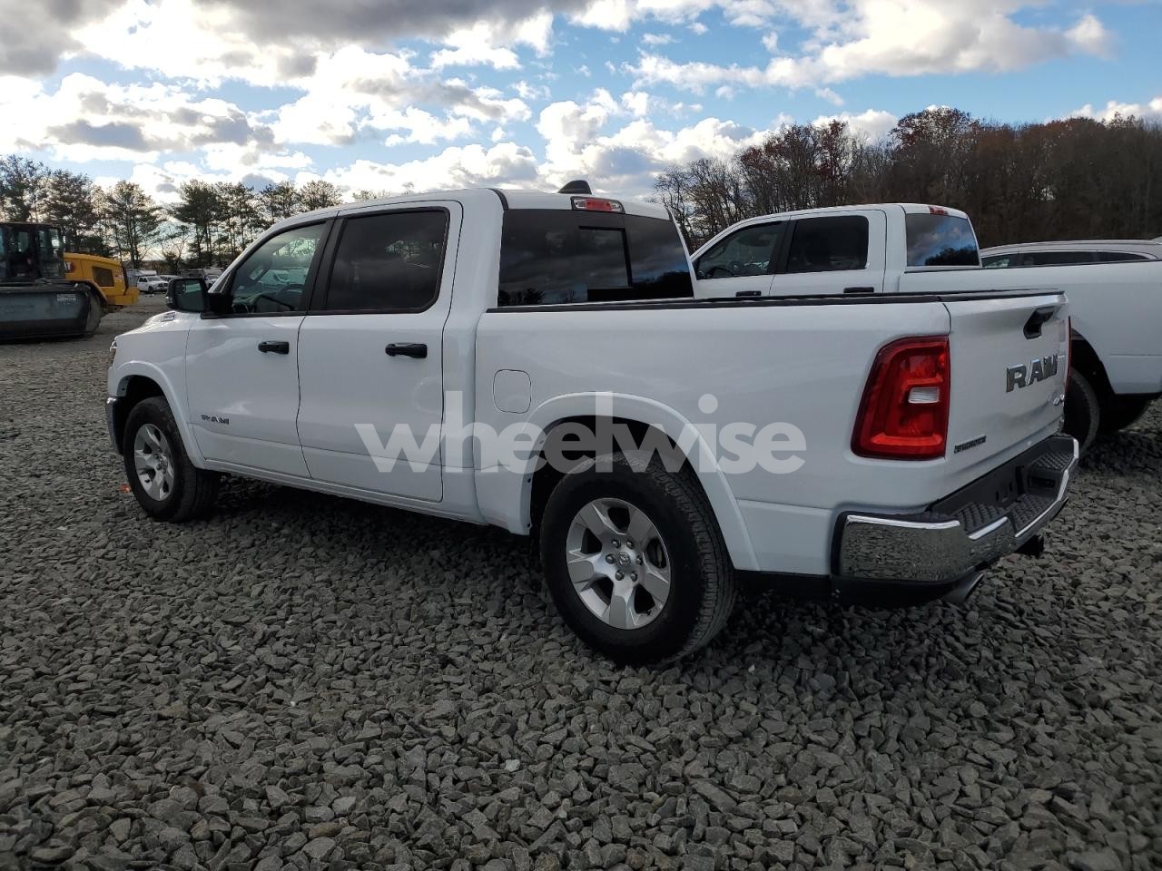 Photo 2 of 2025 RAM 1500 BIG HORN/LONE STAR (VIN 1C6SRFFP0SN562192)