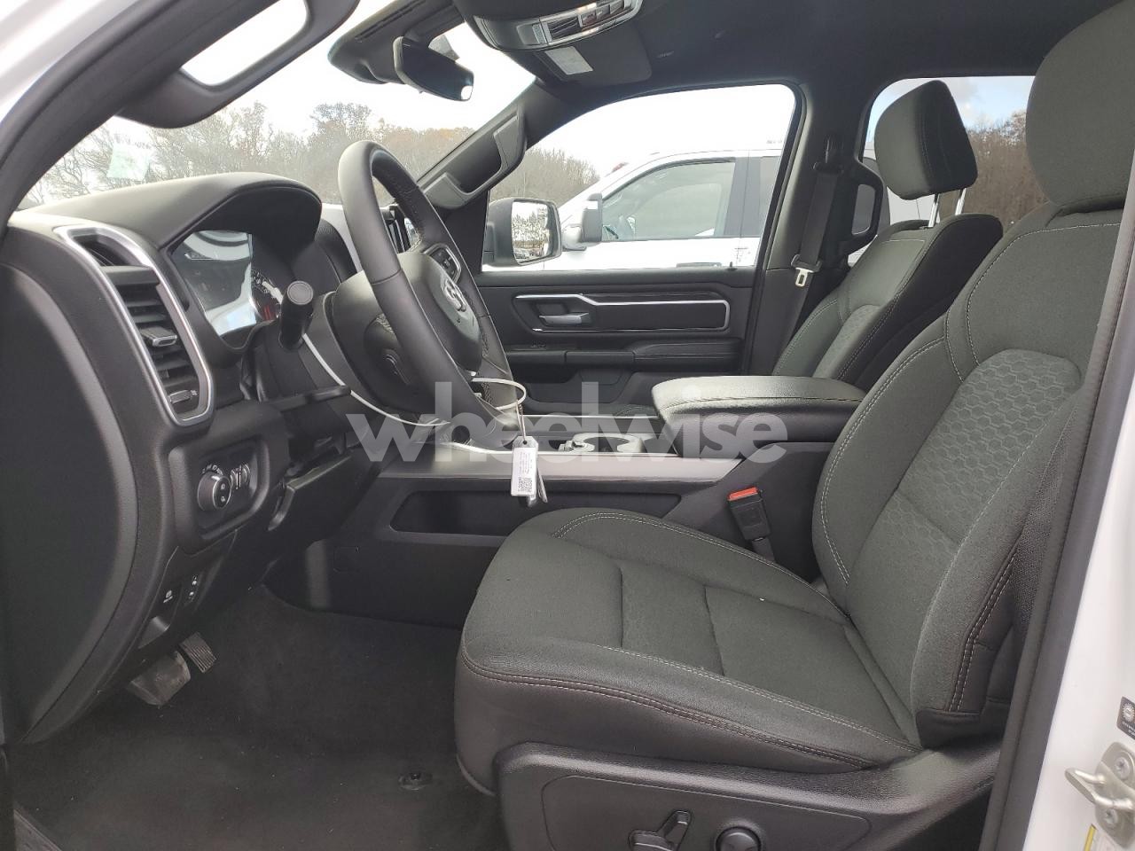 Photo 7 of 2025 RAM 1500 BIG HORN/LONE STAR (VIN 1C6SRFFP0SN562192)