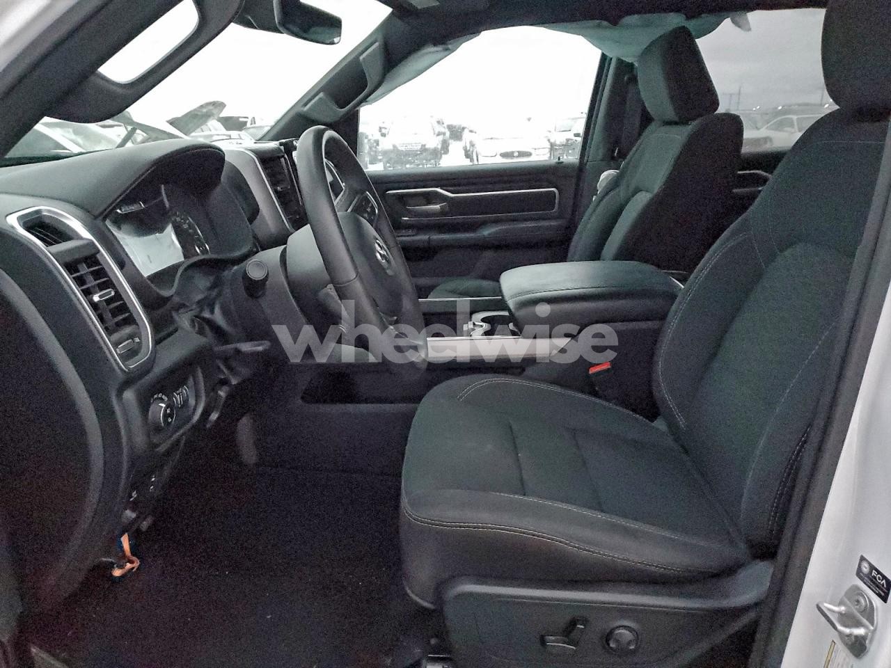 Photo 7 of 2025 RAM 1500 BIG HORN/LONE STAR (VIN 1C6SRFFP5SN581031)