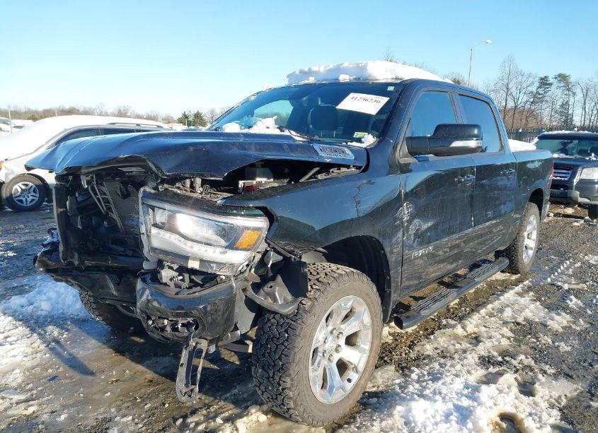 Photo 2 of 2019 Ram 1500 BIG HORN/LONE STAR 4X4 5'7 BOX (VIN 1C6SRFFT0KN673869)