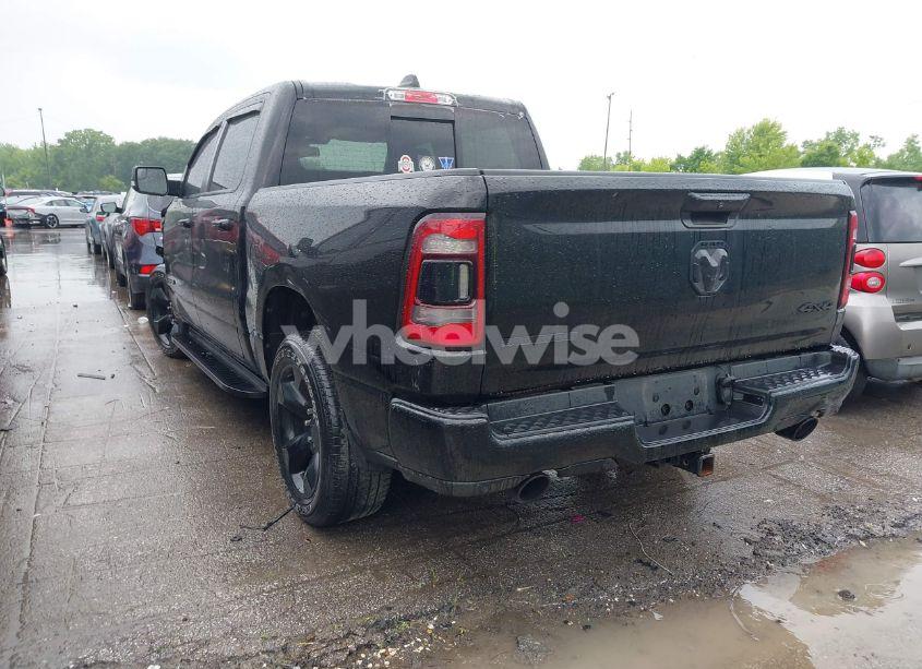 Photo 3 of 2019 Ram 1500 BIG HORN/LONE STAR 4X4 5'7 BOX (VIN 1C6SRFFT0KN731169)