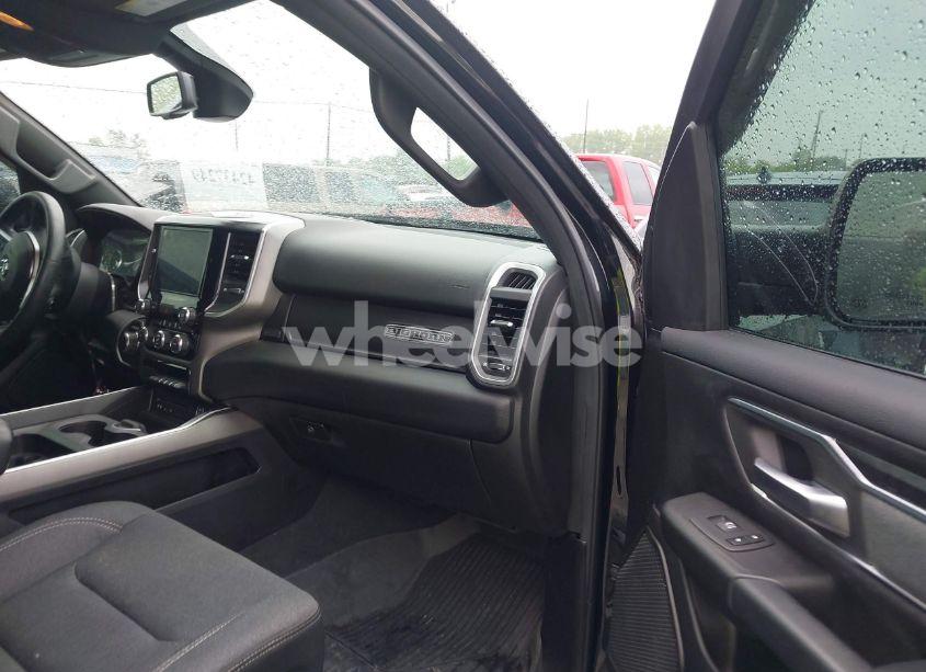 Photo 5 of 2019 Ram 1500 BIG HORN/LONE STAR 4X4 5'7 BOX (VIN 1C6SRFFT0KN731169)