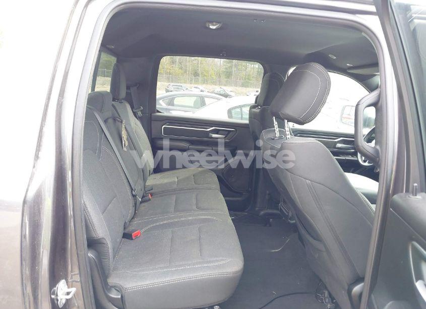 Photo 8 of 2019 Ram 1500 BIG HORN/LONE STAR 4X4 5'7 BOX (VIN 1C6SRFFT0KN912479)