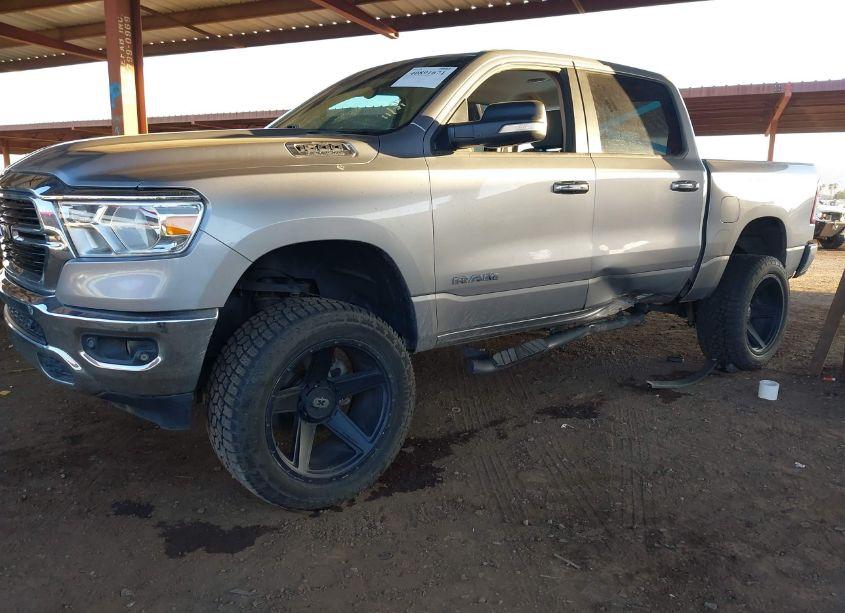 Photo 2 of 2019 Ram 1500 BIG HORN/LONE STAR 4X4 5'7 BOX (VIN 1C6SRFFT0KN916936)