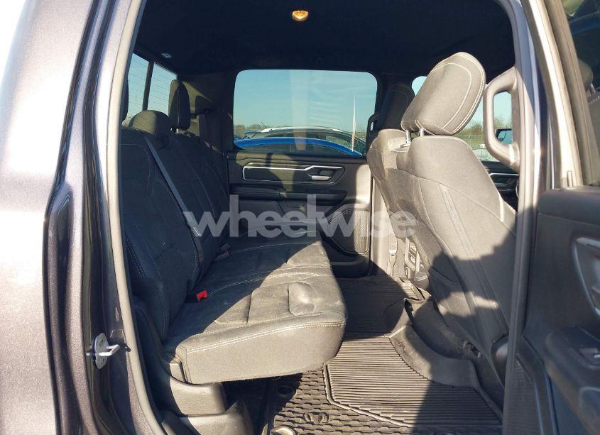 Photo 8 of 2020 Ram 1500 BIG HORN 4X4 5'7 BOX (VIN 1C6SRFFT0LN245026)