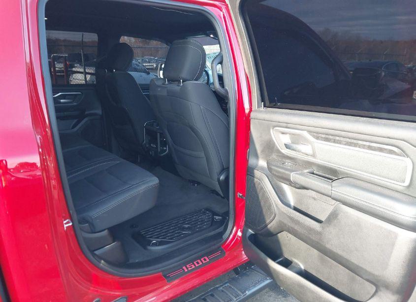 Photo 8 of 2020 Ram 1500 BIG HORN 4X4 5'7 BOX (VIN 1C6SRFFT0LN305595)