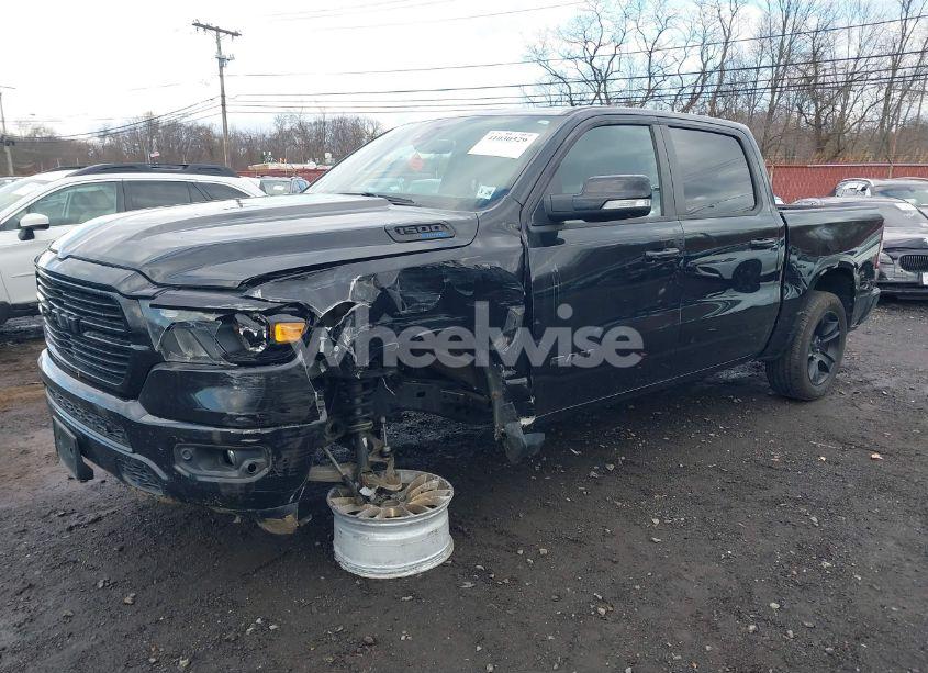 Photo 2 of 2021 Ram 1500 BIG HORN 4X4 5'7 BOX (VIN 1C6SRFFT0MN680887)