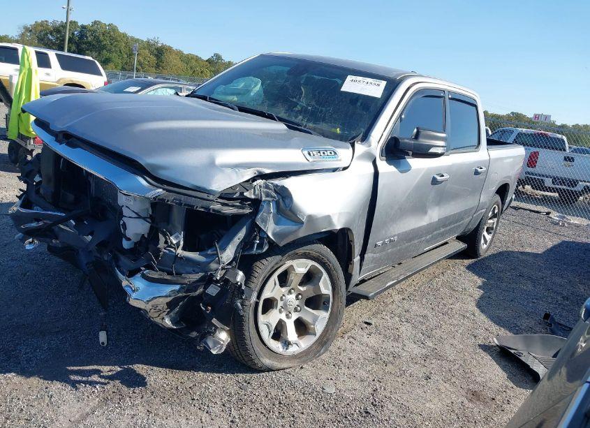 Photo 2 of 2022 Ram 1500 BIG HORN 4X4 5'7 BOX (VIN 1C6SRFFT0NN367551)