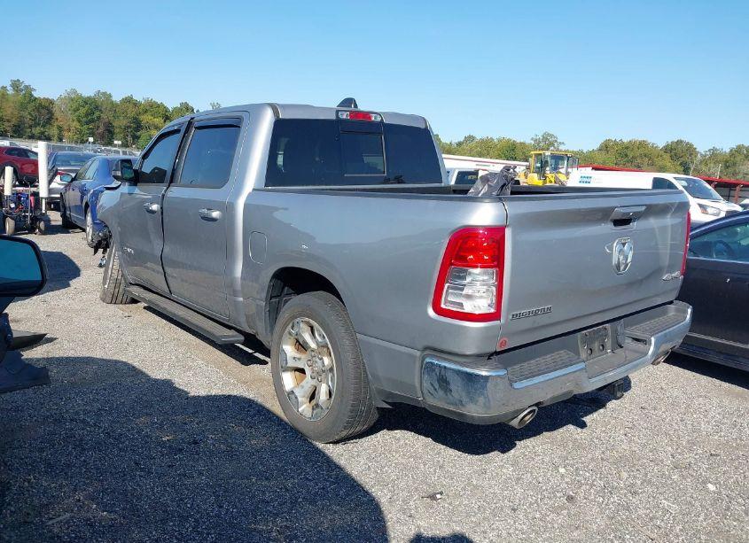 Photo 3 of 2022 Ram 1500 BIG HORN 4X4 5'7 BOX (VIN 1C6SRFFT0NN367551)