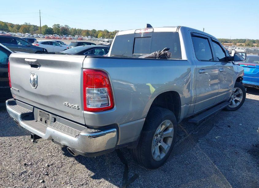 Photo 4 of 2022 Ram 1500 BIG HORN 4X4 5'7 BOX (VIN 1C6SRFFT0NN367551)