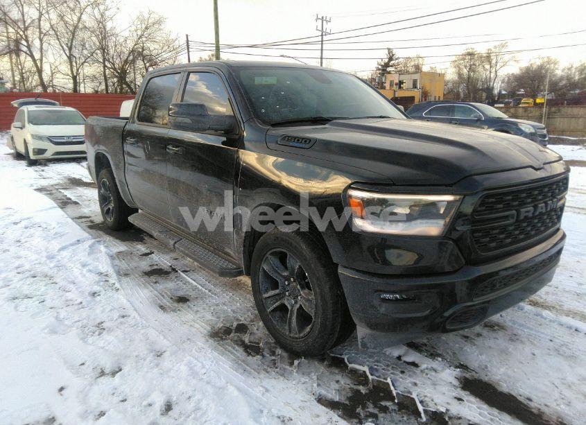 2023 Ram 1500 BIG HORN 4X4 5'7 BOX (VIN 1C6SRFFT0PN558924) main photo