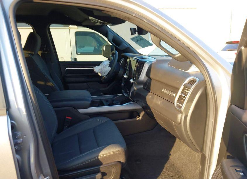 Photo 5 of 2024 Ram 1500 BIG HORN 4X4 5'7 BOX (VIN 1C6SRFFT0RN212097)