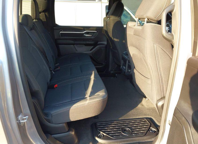 Photo 8 of 2024 Ram 1500 BIG HORN 4X4 5'7 BOX (VIN 1C6SRFFT0RN212097)