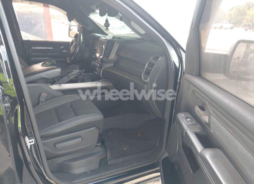 Photo 5 of 2019 Ram 1500 BIG HORN/LONE STAR 4X4 5'7 BOX (VIN 1C6SRFFT1KN559122)