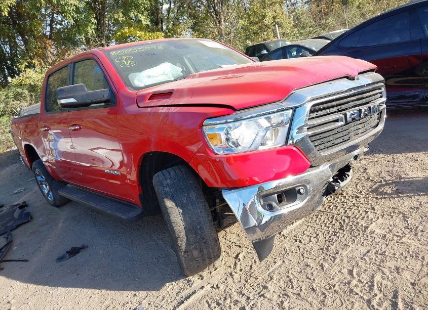 2020 Ram 1500 BIG HORN 4X4 5'7 BOX (VIN 1C6SRFFT1LN167968) main photo