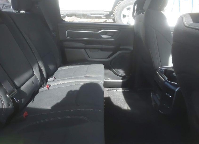 Photo 8 of 2020 Ram 1500 BIG HORN 4X4 5'7 BOX (VIN 1C6SRFFT1LN383786)