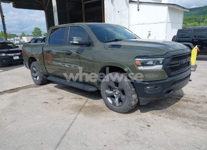 2021 Ram 1500 BIG HORN 4X4 5'7 BOX (VIN 1C6SRFFT1MN669218) main photo