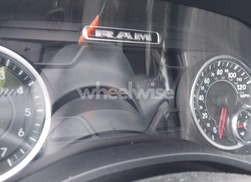 Photo 14 of 2021 Ram 1500 (VIN 1C6SRFFT1MN670255)