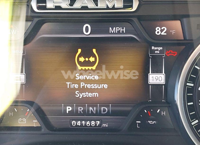 Photo 15 of 2021 Ram 1500 BIG HORN 4X4 5'7 BOX (VIN 1C6SRFFT1MN692725)