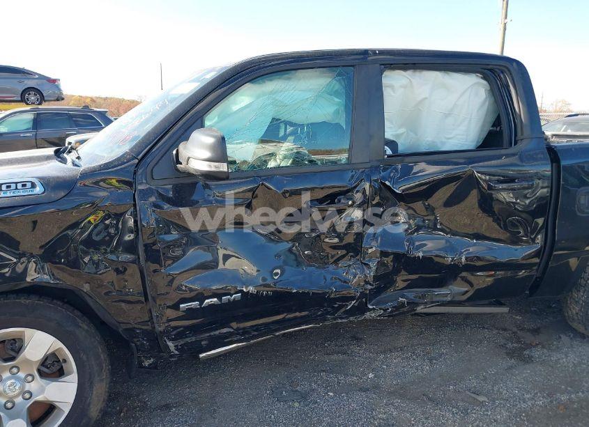 Photo 6 of 2021 Ram 1500 BIG HORN 4X4 5'7 BOX (VIN 1C6SRFFT1MN692725)