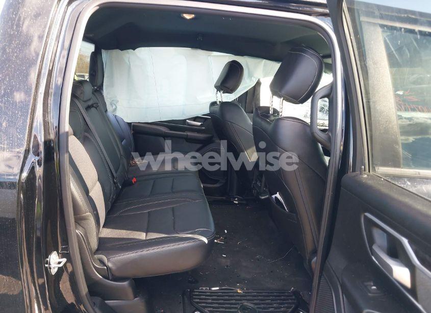 Photo 8 of 2021 Ram 1500 BIG HORN 4X4 5'7 BOX (VIN 1C6SRFFT1MN692725)