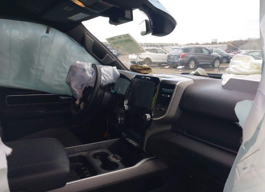 Photo 5 of 2024 Ram 1500 BIG HORN 4X4 5'7 BOX (VIN 1C6SRFFT1RN107293)