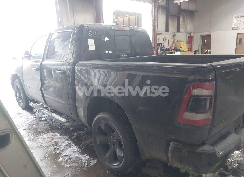 Photo 3 of 2019 Ram 1500 BIG HORN/LONE STAR 4X4 5'7 BOX (VIN 1C6SRFFT2KN696845)