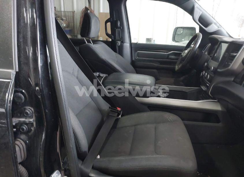 Photo 5 of 2019 Ram 1500 BIG HORN/LONE STAR 4X4 5'7 BOX (VIN 1C6SRFFT2KN696845)