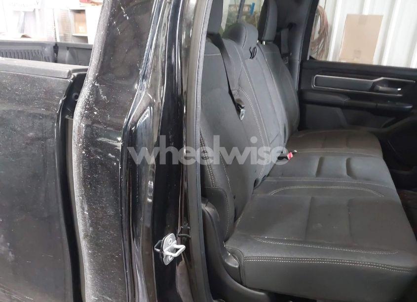 Photo 8 of 2019 Ram 1500 BIG HORN/LONE STAR 4X4 5'7 BOX (VIN 1C6SRFFT2KN696845)