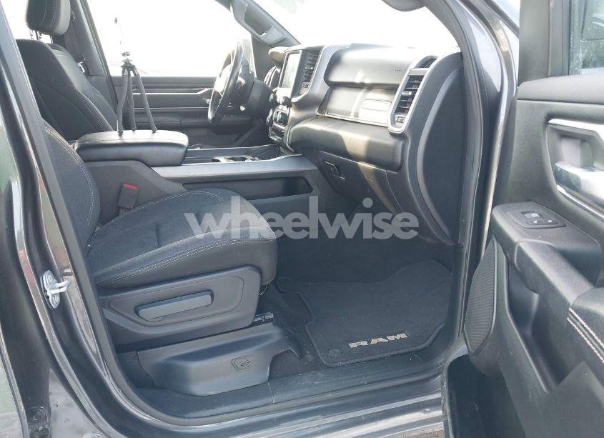 Photo 5 of 2019 Ram 1500 BIG HORN/LONE STAR 4X4 5'7 BOX (VIN 1C6SRFFT2KN762438)