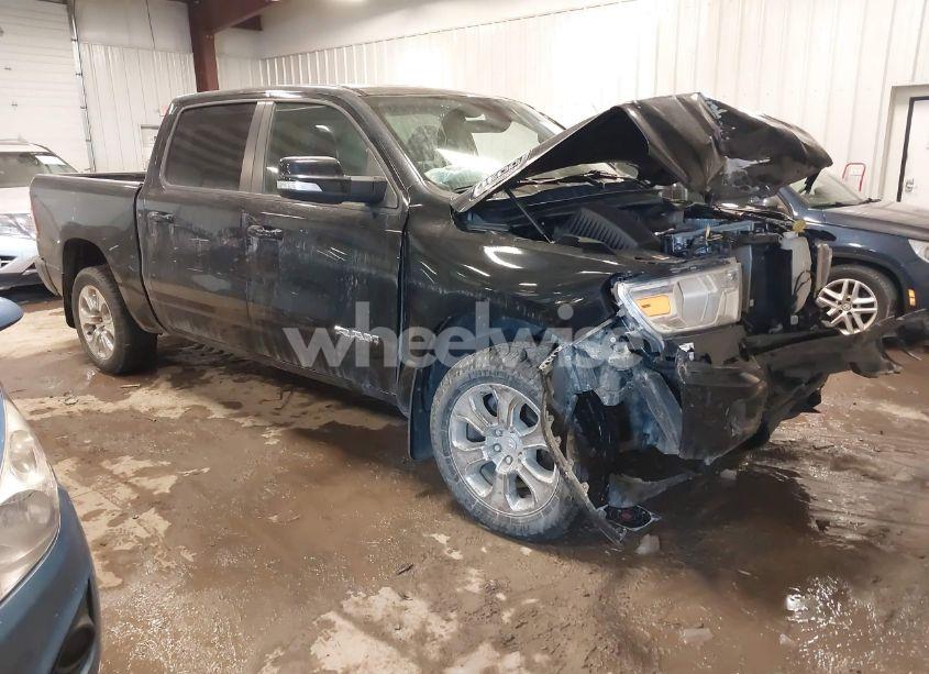 2021 Ram 1500 BIG HORN 4X4 5'7 BOX (VIN 1C6SRFFT2MN547225) main photo