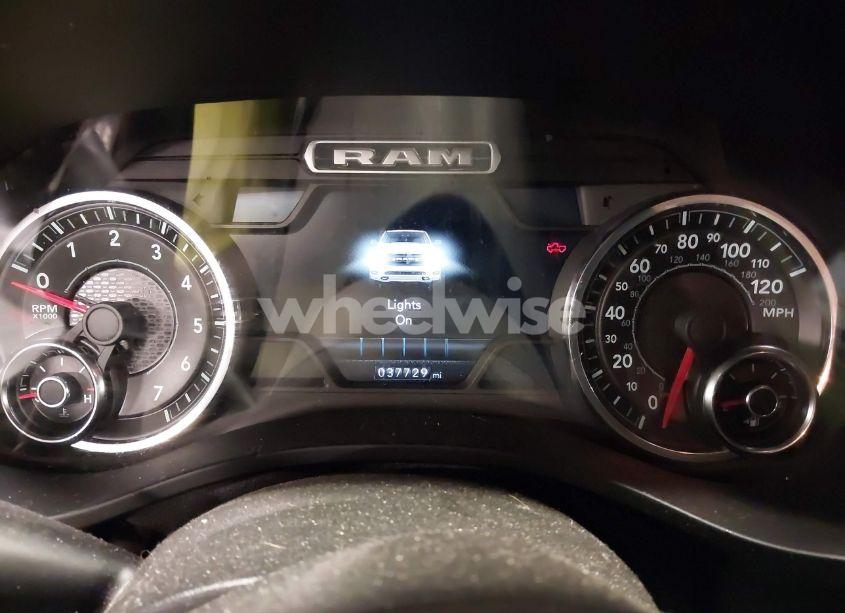 Photo 7 of 2021 Ram 1500 BIG HORN 4X4 5'7 BOX (VIN 1C6SRFFT2MN547225)