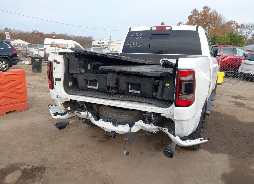 Photo 6 of 2021 Ram 1500 BIG HORN 4X4 5'7 BOX (VIN 1C6SRFFT2MN611098)