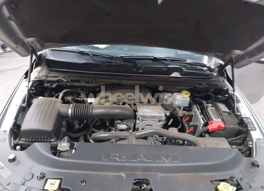 Photo 10 of 2021 Ram 1500 BIG HORN 4X4 5'7 BOX (VIN 1C6SRFFT2MN675397)