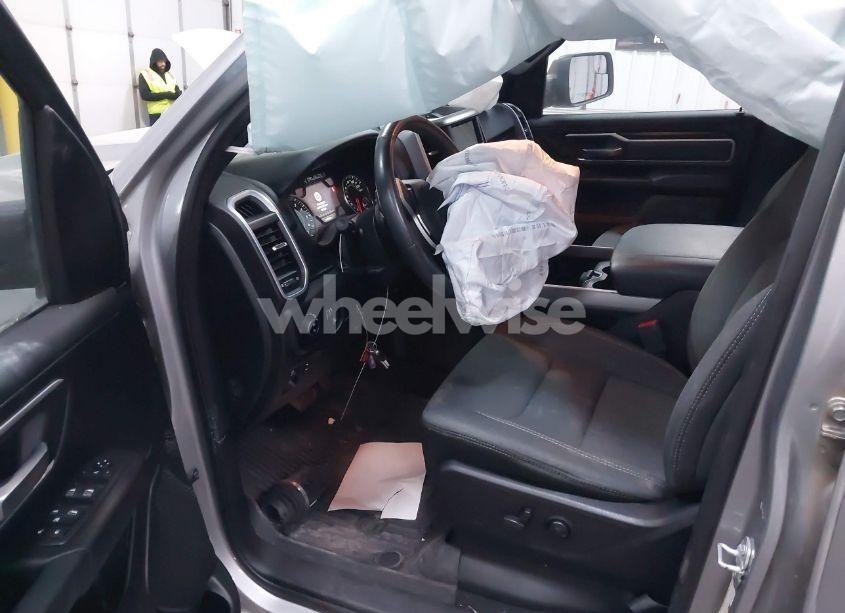 Photo 5 of 2021 Ram 1500 BIG HORN 4X4 5'7 BOX (VIN 1C6SRFFT2MN675397)