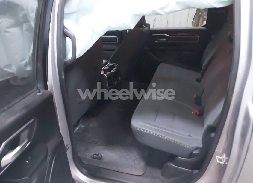 Photo 8 of 2021 Ram 1500 BIG HORN 4X4 5'7 BOX (VIN 1C6SRFFT2MN675397)