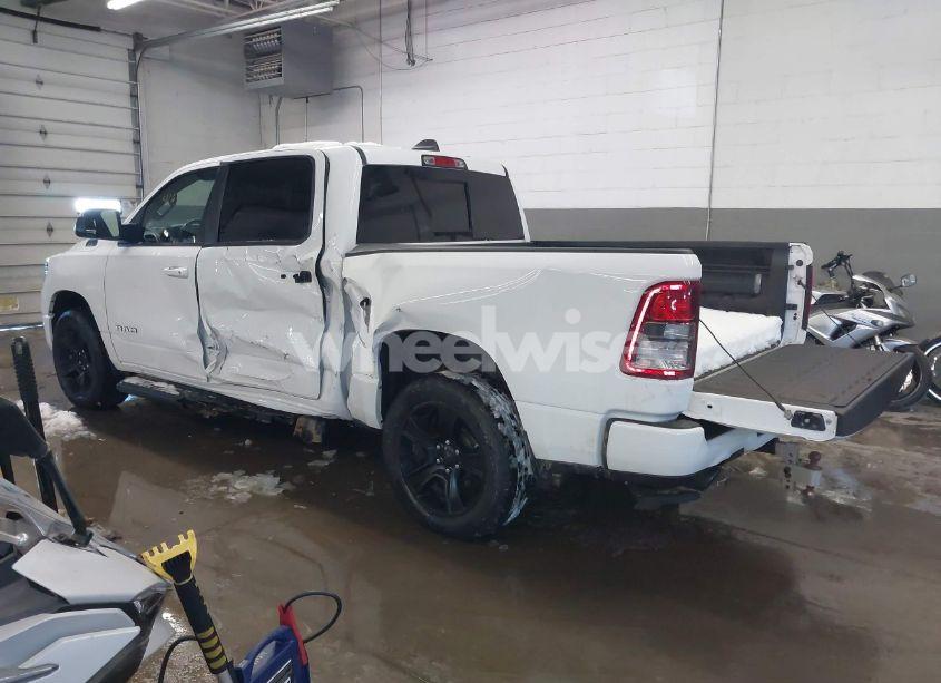 Photo 3 of 2022 Ram 1500 BIG HORN 4X4 5'7 BOX (VIN 1C6SRFFT2NN102145)