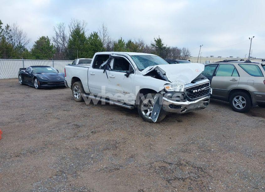 2022 Ram 1500 BIG HORN 4X4 5'7 BOX (VIN 1C6SRFFT2NN320943) main photo