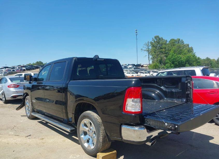 Photo 3 of 2022 Ram 1500 BIG HORN 4X4 5'7 BOX (VIN 1C6SRFFT2NN412974)