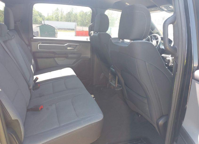 Photo 8 of 2022 Ram 1500 BIG HORN 4X4 5'7 BOX (VIN 1C6SRFFT2NN412974)